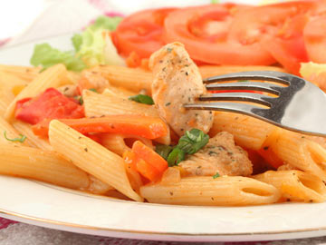 Penne Pasta with Chicken & Sun-Dried Tomatoes