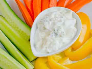 Cottage Cheese Dip with Blue Cheese and Green Onions