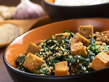 Stir-Fried Spinach and Tofu